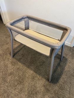 Chicco LullaGo Anywhere SE Portable Bassinet