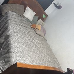 King size bed