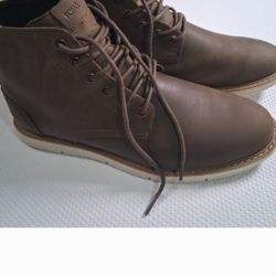 Toms Mens Boots Size 12