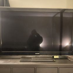 Samsung 55 inch LCD TV
