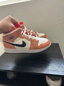 Girls Air Jordan 1