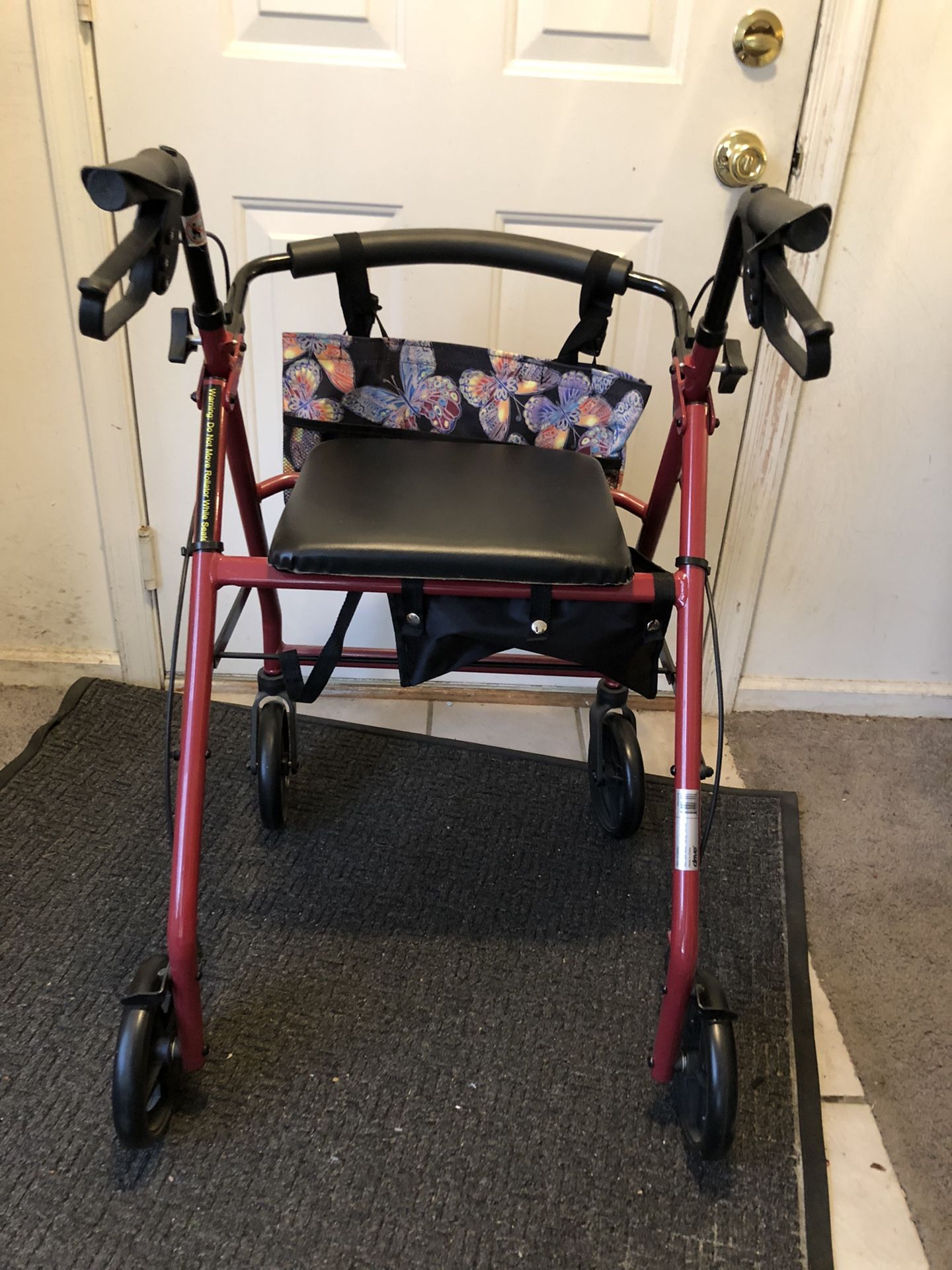 Walker With Seat And Brakes