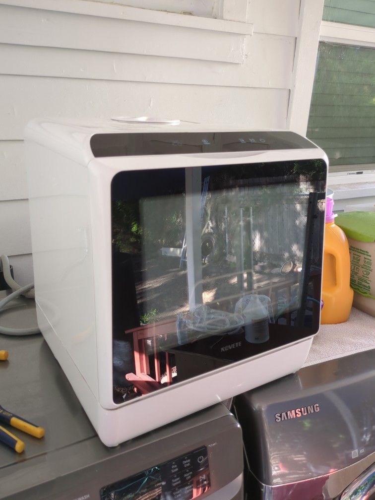 Novette Tabletop Dishwasher