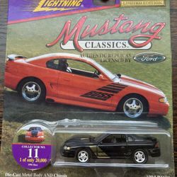 Johnny Lightning Mustang Classics 1994 Boss, Collector No. 11
