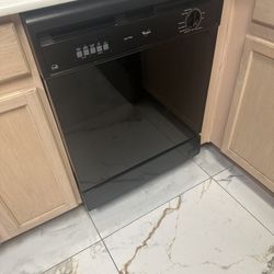 Whirlpool Quiet Wash Dishwasher