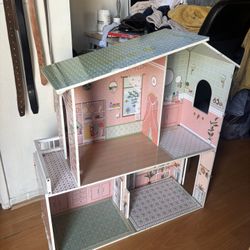 Doll House 