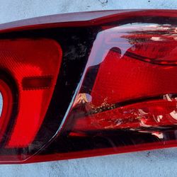 2019 2020 HYUNDAI SANTA FE LEFT DRIVER TAIL LAMP