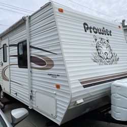 2004 Fleetwood Prowler