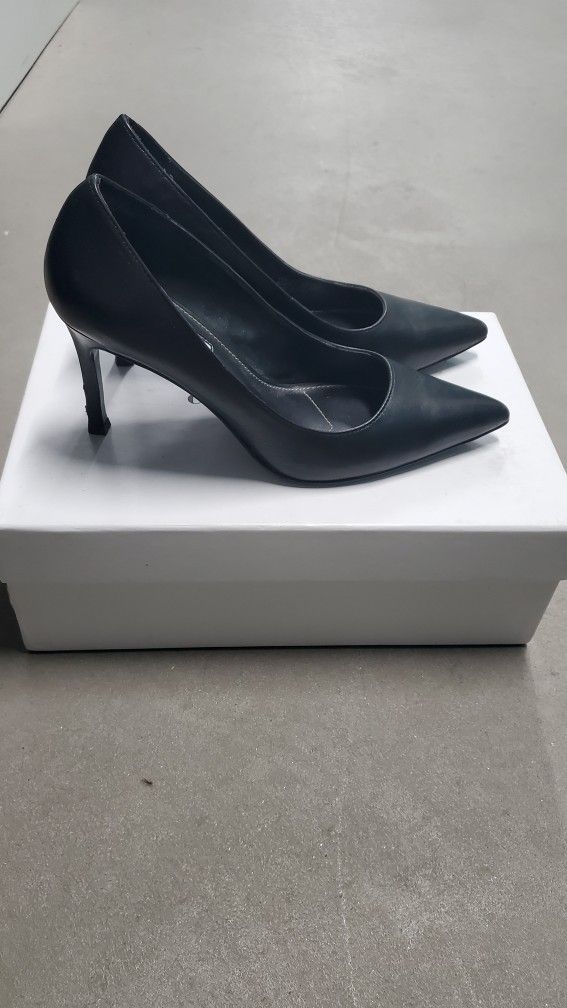 Charles David "Denise" heels