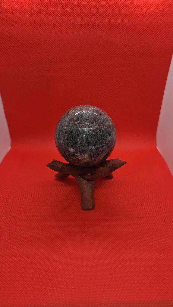 HIGHLY UV Reactive Yooperlite Sphere