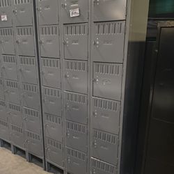 18 Lockers 