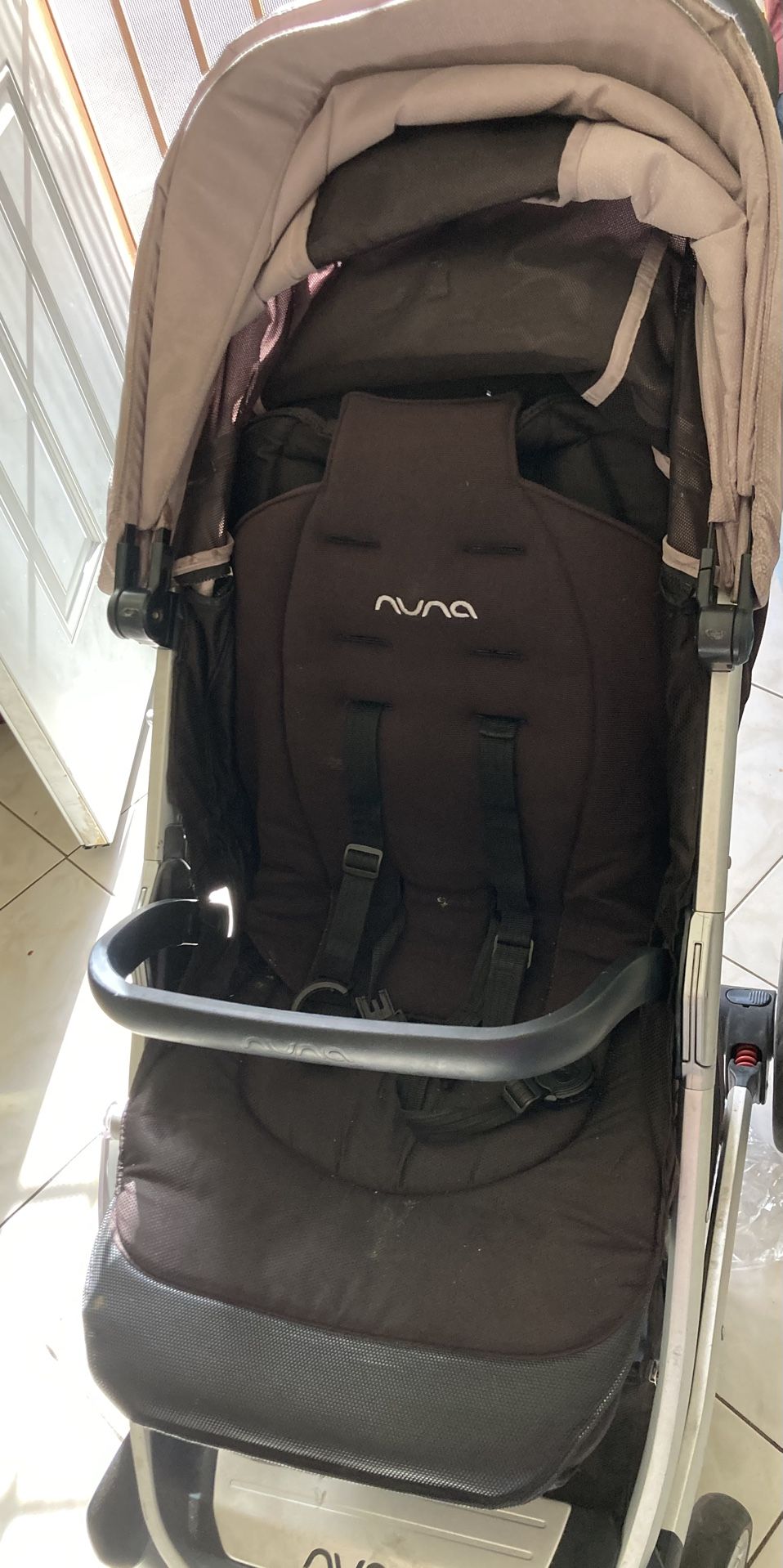Nuna Tavo Stroller