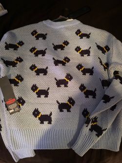 Strangers sweater size small women