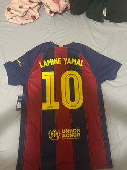 Barca size s shirt lamine yamal