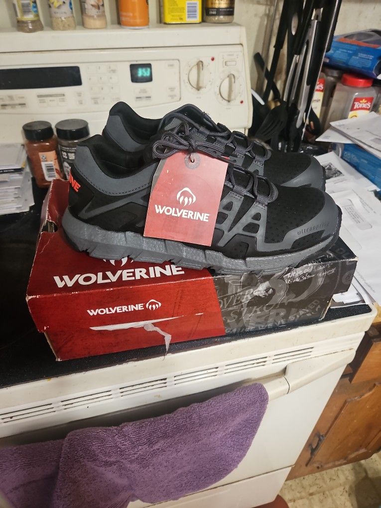 New In Box Men's 10 Wolverine Carbon Safety Toe Work Shoes