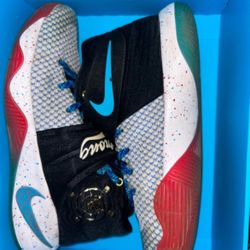 Trades 9.5-10, Kyrie 2 Dornbecher 