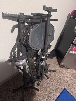 Hawk stand/sticks