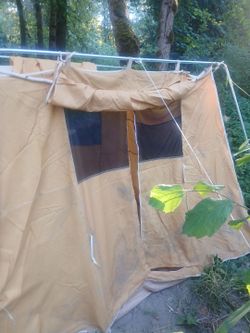 Vintage  3-4 man tent