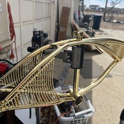 20” Gold Lowrider Bike Frame With Twisted Tank & Skirts