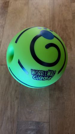 Wobble Wag Giggle Dog Toy Ball