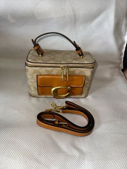 Purses or makap coach with straps