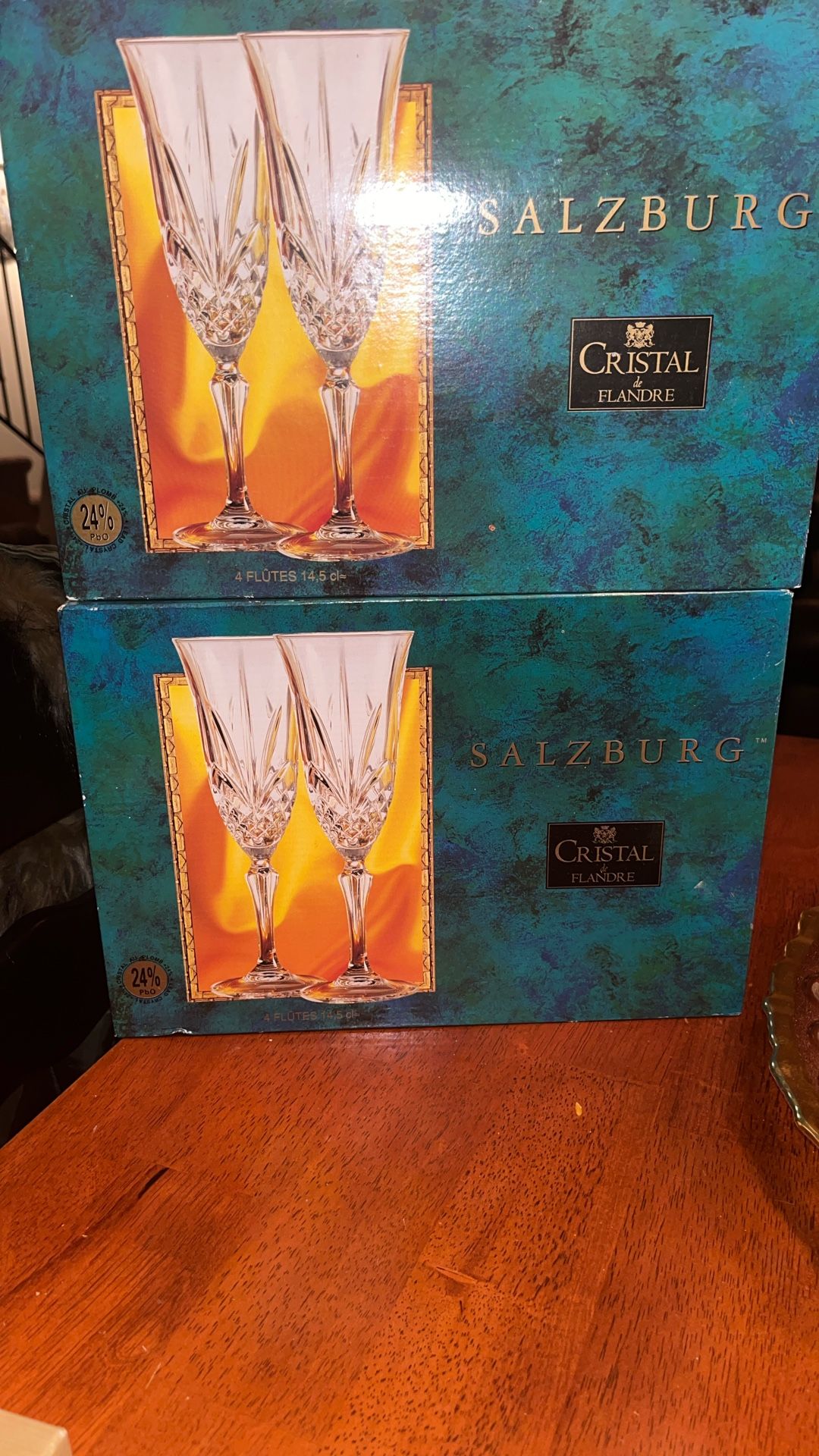 Set Of 8 Champagne Glasses