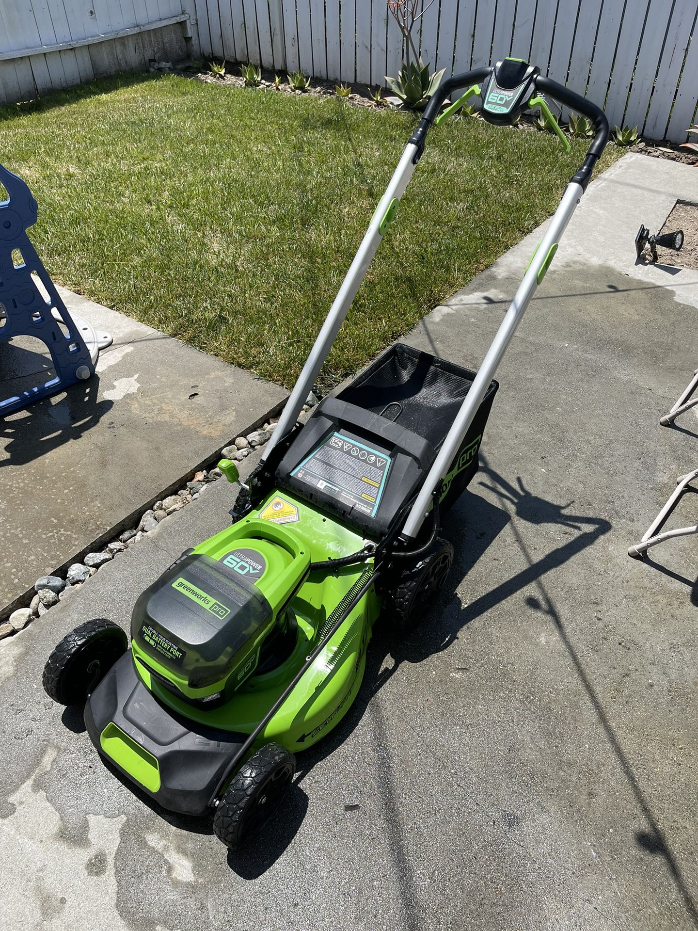 Cordless Self-Propelled Lawn Mower with Charger and Battery