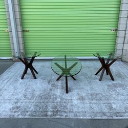 Rooms To Go Coffee Table Side End Table set