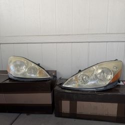 Toyota Sienna Headlights 06-10