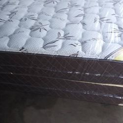 Brand New Queen Plush Mattress Included Box Spring.