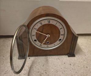 Wooden Mantle Clock