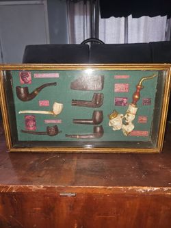 Vintage Tobacco Pipe Collection Display Case