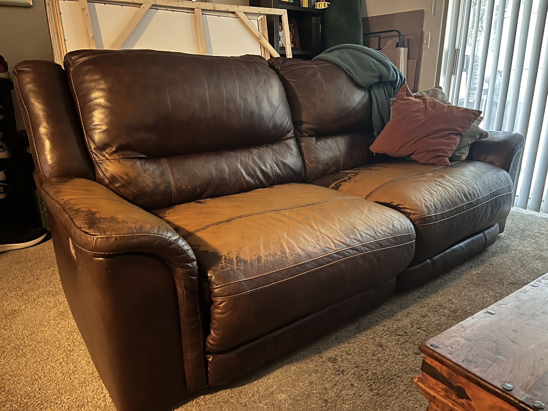 Power Reclining Sofa for Sale!