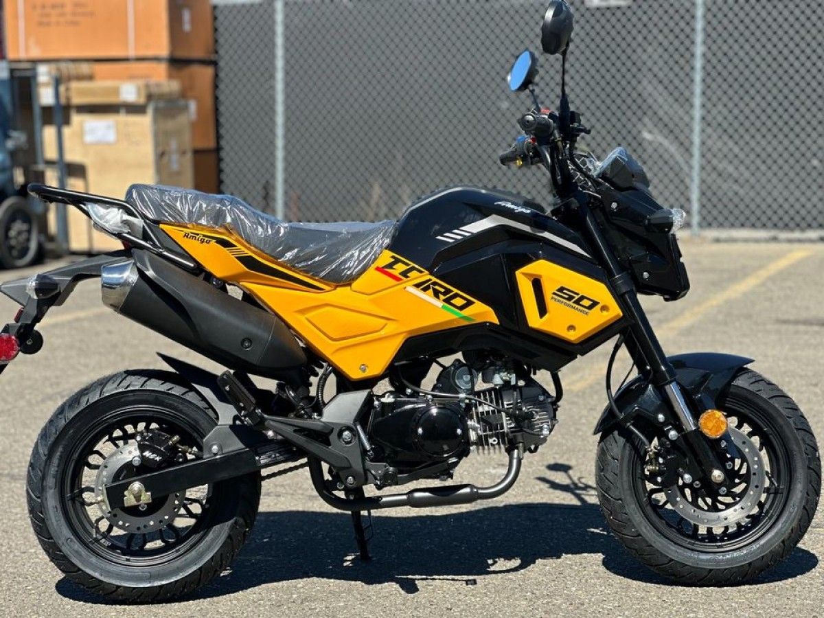 2024 Amigo Toro 50 Mini Gas Motorcycle $2000 cash total- no extra fees!!