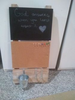 Chalkboard/Thumbtack