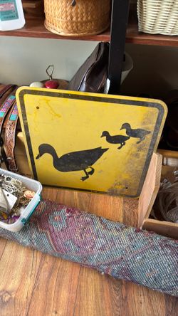 DUCK XING SIGN