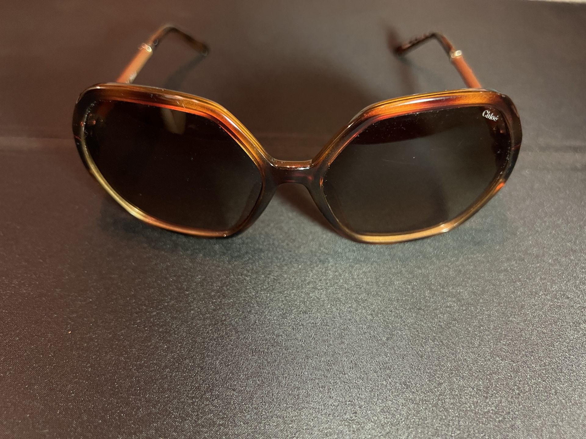 Chloé CE638SL 214 57-16-136 Luxury Sunglasses, Pre-Owned, Like New.