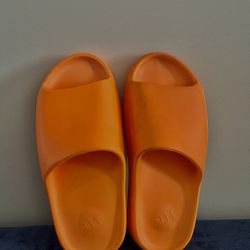 Yezzy slide “Enflame Orange” (9) 