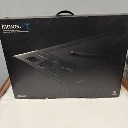 Wacom intous 4 pen tablet