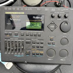 ROLAND  TD 10  DRUM MODULE 