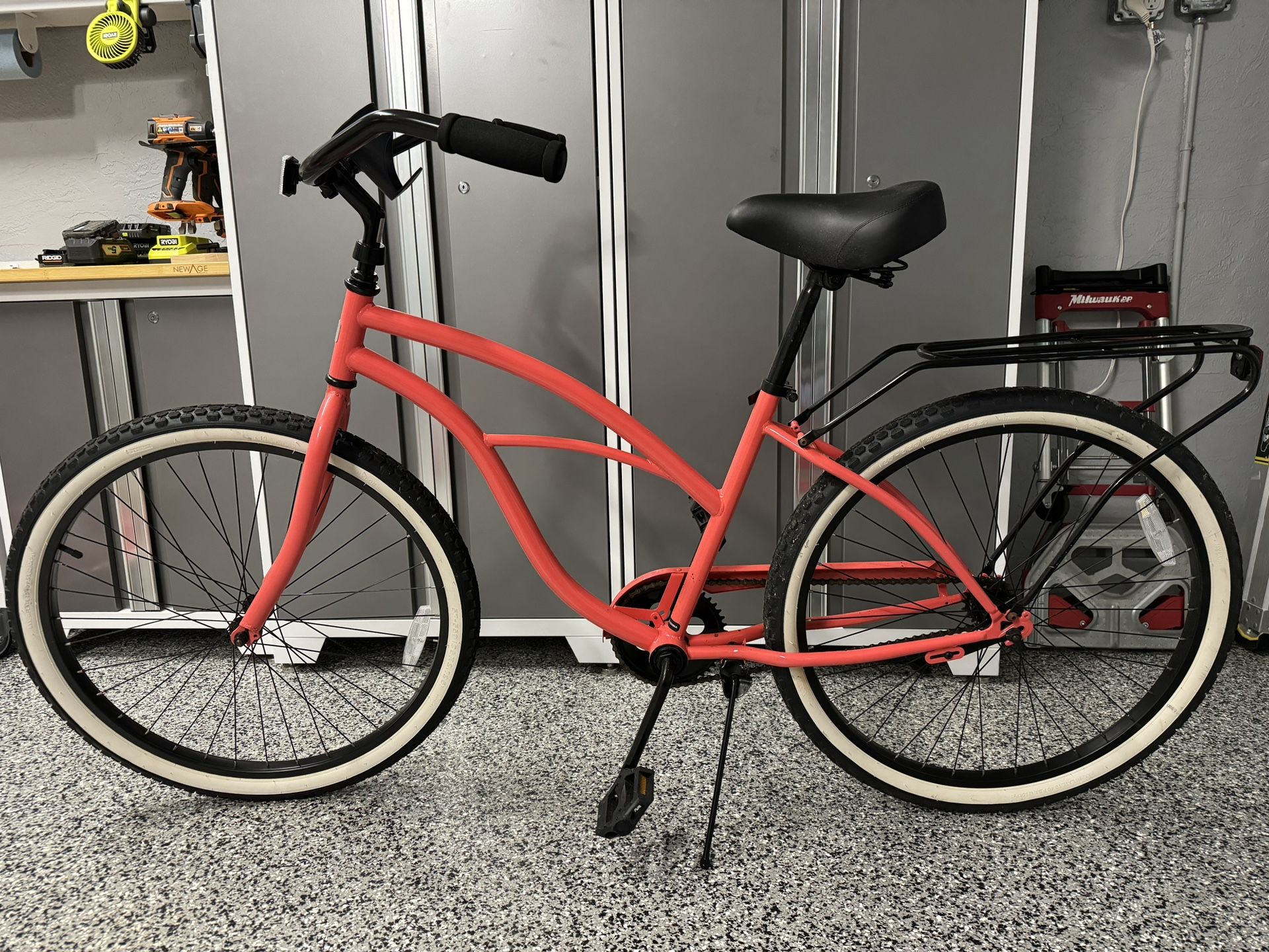 Six Three Zero Beach Cruiser Bike