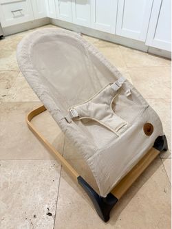 Baby bouncer