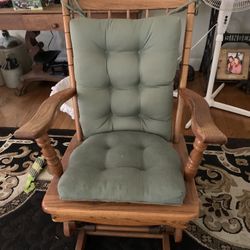 Nice Rocker