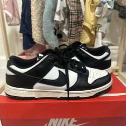 Dunk Low “Panda” Size 10