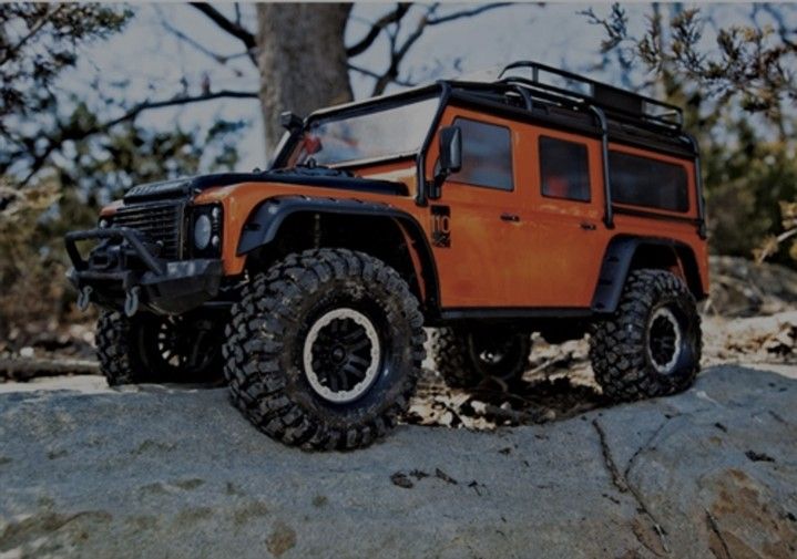 TRAXXAS TRX4 DEFENDER ADVENTURE EDITION
