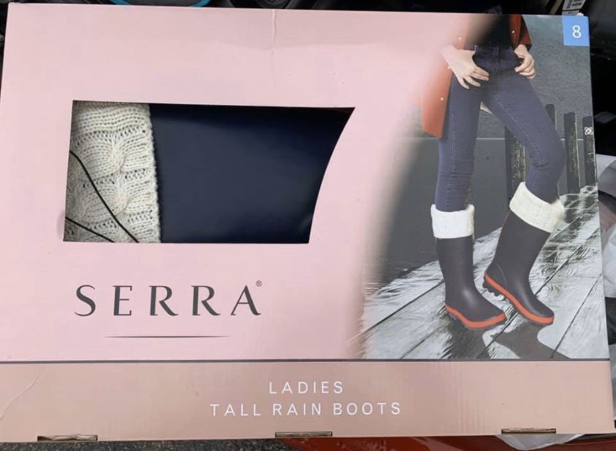Women’s size 8 rain boots