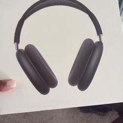 Black Airpod Max 