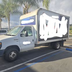 2014 FORD E350 LOW MILAGE