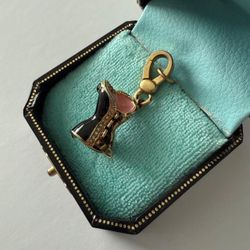 Excellent conditionJuicy Couture(177)57