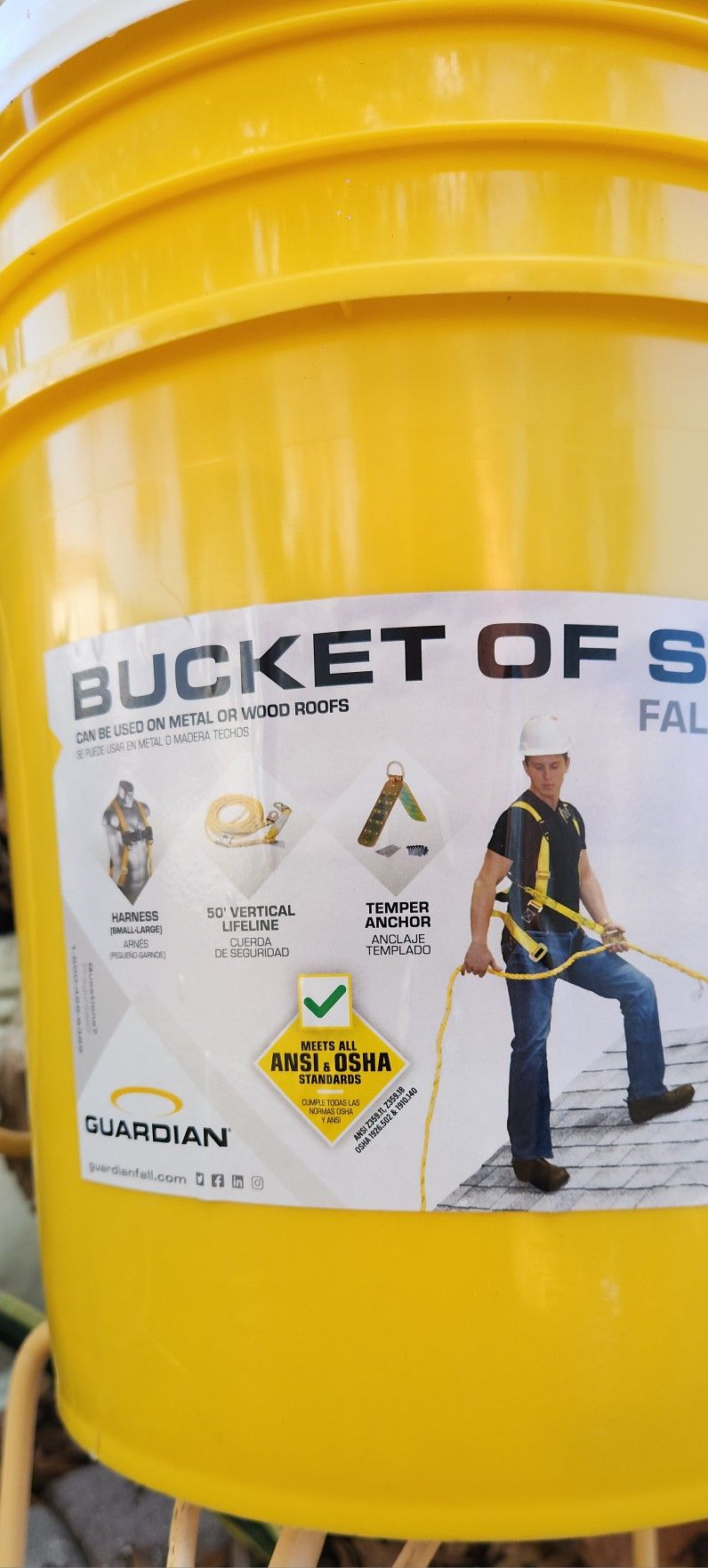 Harness Bucket / NEW